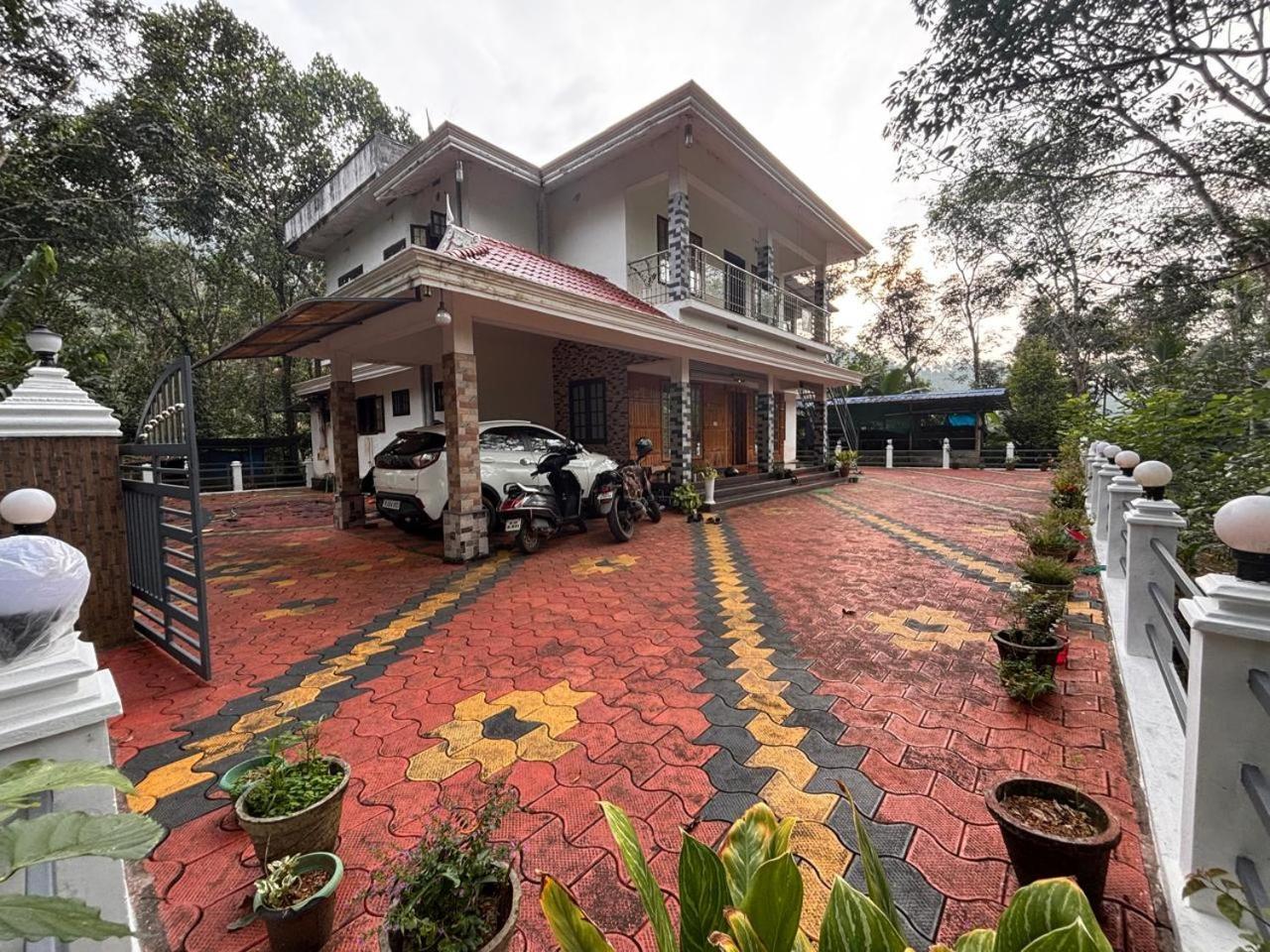 Casa Grande Munnar Homestay Anaviratty